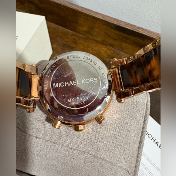 Michael Kors MK5538 Women’s Parker Wrist Watch